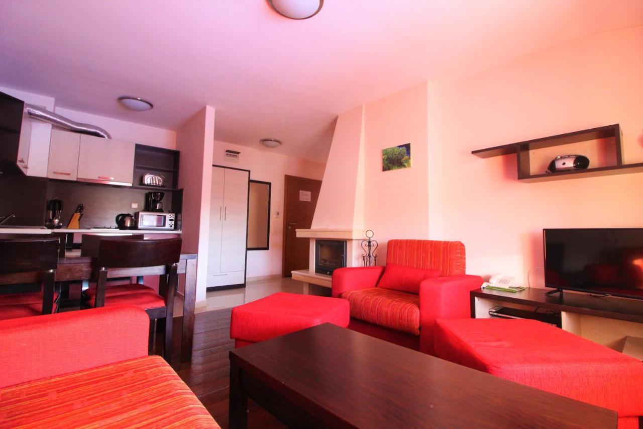 Mountview Lodge Apartments Bansko Bagian luar foto